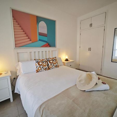 בנאלמדנה El Estudio De La Playa Benalbeach Vistas Al Mar מראה חיצוני תמונה