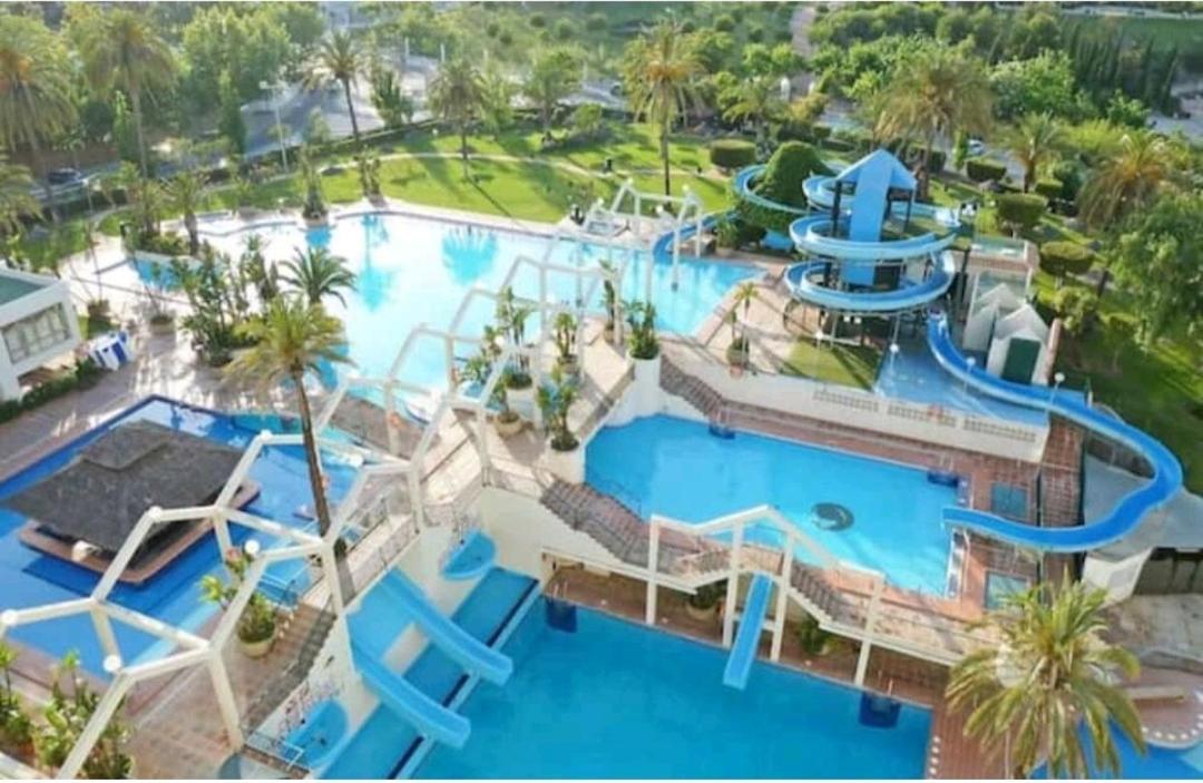 בנאלמדנה El Estudio De La Playa Benalbeach Vistas Al Mar מראה חיצוני תמונה