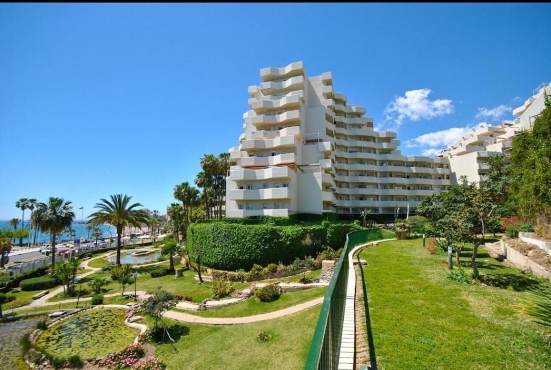 בנאלמדנה El Estudio De La Playa Benalbeach Vistas Al Mar מראה חיצוני תמונה