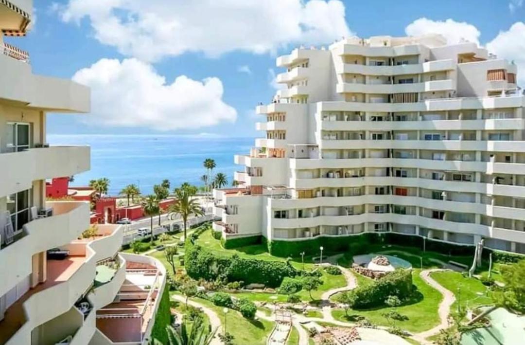 בנאלמדנה El Estudio De La Playa Benalbeach Vistas Al Mar מראה חיצוני תמונה