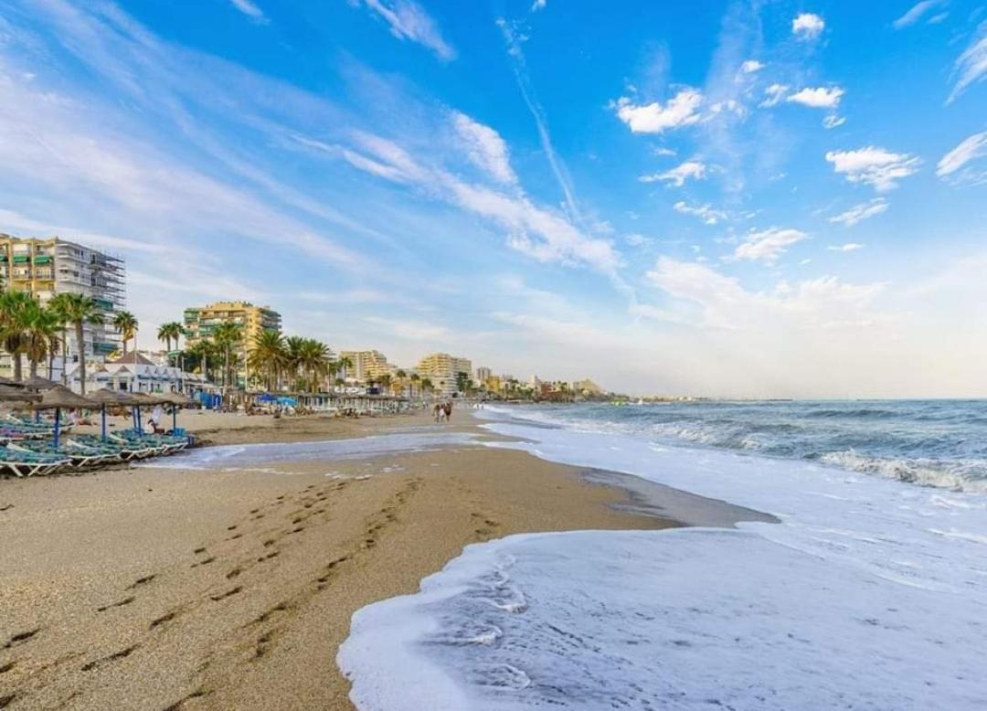 בנאלמדנה El Estudio De La Playa Benalbeach Vistas Al Mar מראה חיצוני תמונה