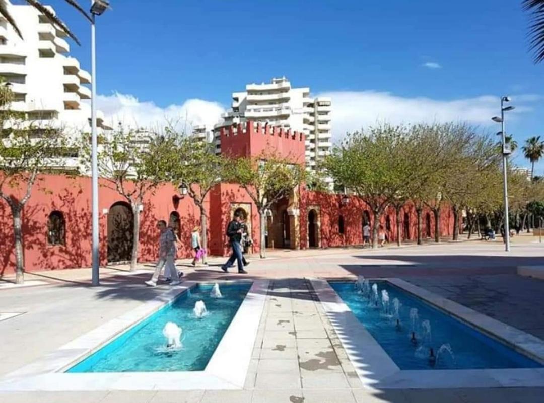 בנאלמדנה El Estudio De La Playa Benalbeach Vistas Al Mar מראה חיצוני תמונה