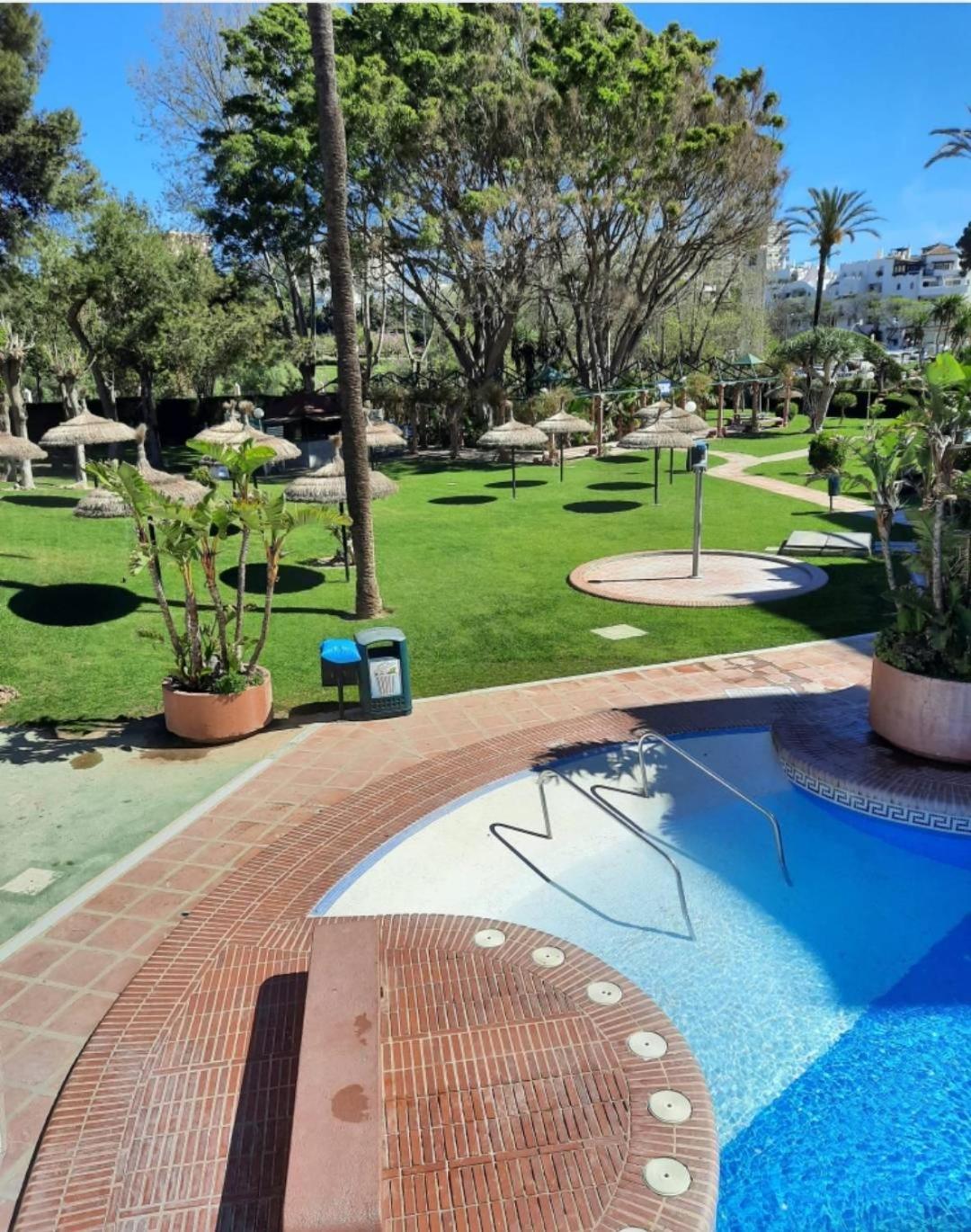 בנאלמדנה El Estudio De La Playa Benalbeach Vistas Al Mar מראה חיצוני תמונה